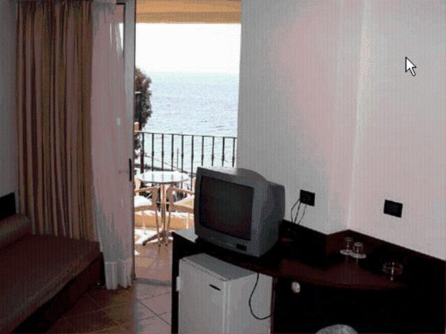 Hotel Thalassa Loutra Edipsou  Habitación foto